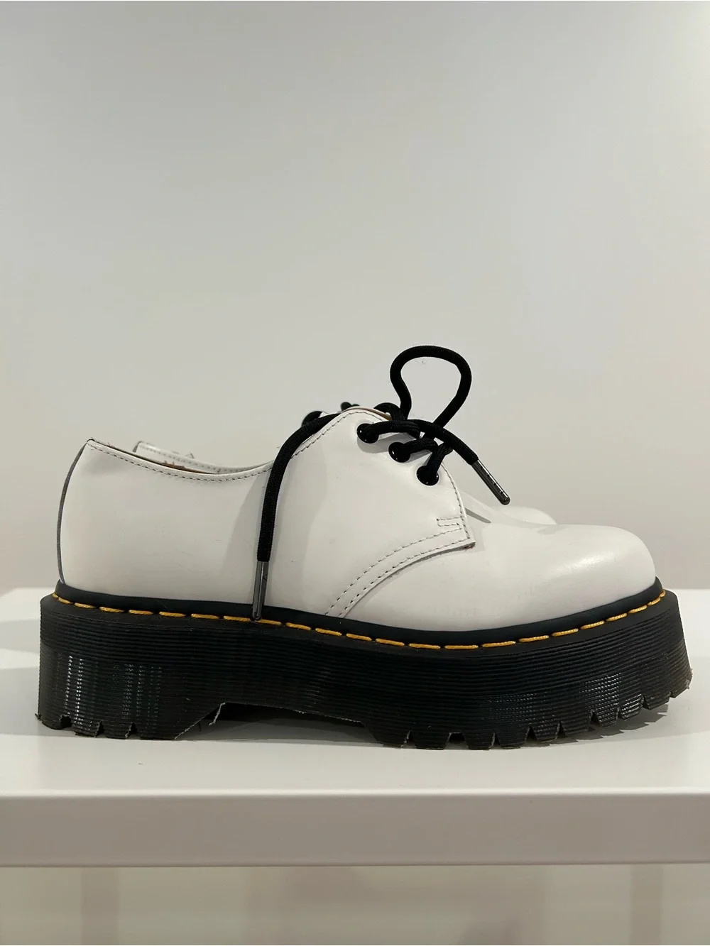 Dr. Martens 1461 Quad White Platform Oxford Shoes Women’s 8 EU 39